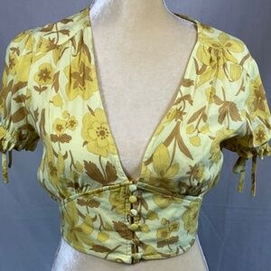 Urban Outfitters Front Button Ballon Sleeve Crop Top